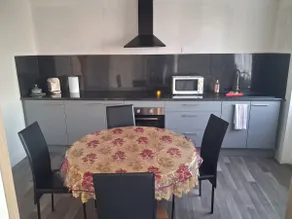 Spacious apartment in a quiet location. - Image 3