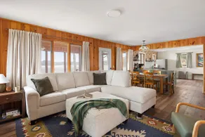 Quiet lakefront cottage with dock, hot tub & porch - Image 3