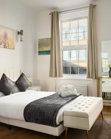 Large studio close to Paddington and Hyde Park - Image 2