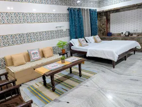 Excel Stays: A flat near railway station & airport - Image 2