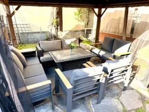 Charming Rockridge Cottage | Walkers’ Paradise - Image 5