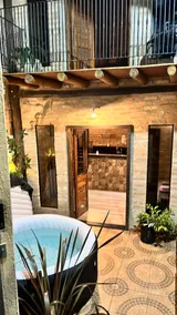 Cozy house in a residential neighborhood - Image 2