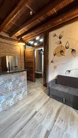 Cozy house in a residential neighborhood - Image 5
