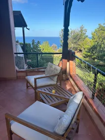 Bergamot Apartment with Terrace and Sea View - Image 2
