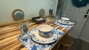 1br 1ba Huge Fenced in yard 6 mins from beach! - Image 4