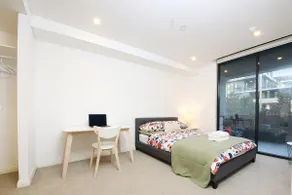 Comfort, Convenient, Oversized, Free parking - Image 4