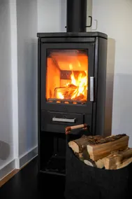 Seaside Escape with Hot Tub & Wood-Fired Stove in the Bavarian Forest - Image 3