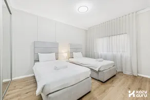 KozyGuru | Penrith | Spacious Ground Floor Gem - Image 5