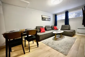 Modern, cozy, near Metro, Place Bell, Free Parking - Image 2