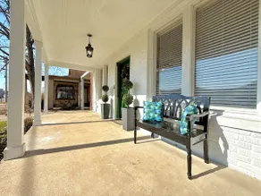 Magnolia House on Main - Image 3