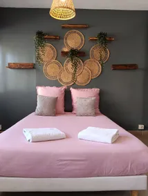 Cosy Valence - Image 2