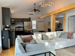 Cozy chalet by Lake Saint-Jean - Image 3