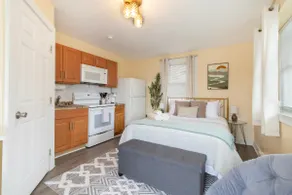 Chic Groton Studio • Mins to Beach-Casinos & Navy! - Image 4