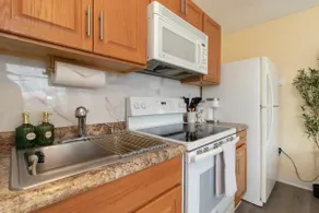 Chic Groton Studio • Mins to Beach-Casinos & Navy! - Image 3