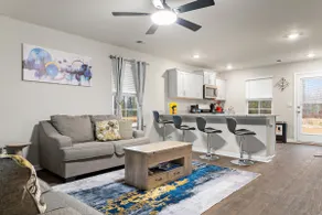 Furnished 3BR Near MUSC, SC State & Claflin - Image 3