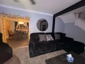 The Cozy Wood Retreat - Image 4