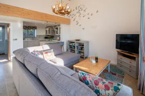Cosy cottage in the heart of the Devon countryside - Image 2