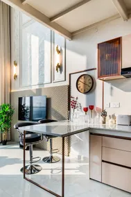 Ozira Sutherland - Luxury Duplex with Balcony - Image 2