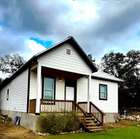 Spring Branch Hill Country Retreat - Image 5