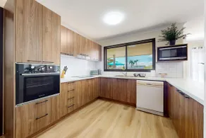 4B Canal-Style Living Newport - Image 3
