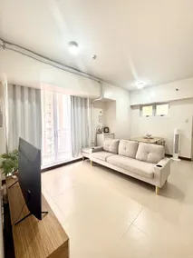 Spacious 3BR 2 balcony Resort vibes near BGC - Image 4