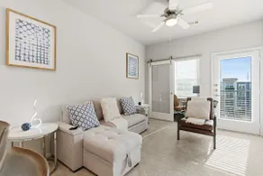 Luxury 1BR Apartment w/ office near Frisco/Prosper - Image 5