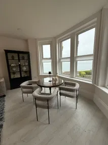 Sea View Cliff Top Apartment - Image 5