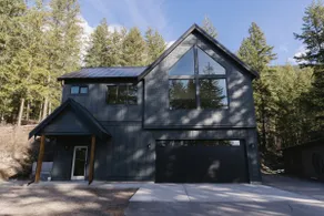 The Vella | Modern Forest Escape with Valley Views - Image 2