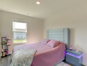 Surfside Coastal Retreat - Image 5