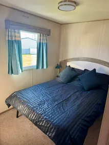 Kingfisher Caravan Platinum and Silver - Image 5
