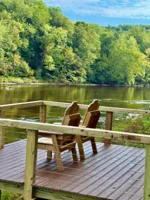 Riverfront, Rustic Charm & World Class Fishing - Image 2