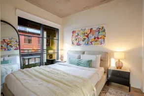 Rooftop Pool & Gym Retreat with Parking | MTL - Image 3
