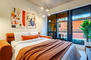 Urban Comfort Condo | Rooftop Pool & Parking - Image 5