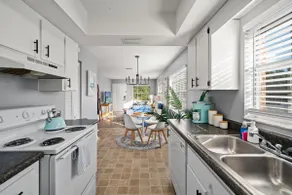 Carmella's Coastal Condo - Image 3