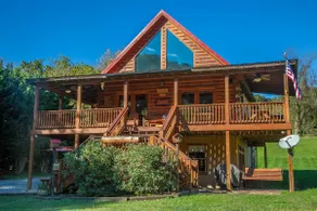 Anisidi | Riverfront • Firepit • Jet Tub - Image 2
