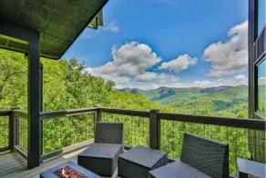 Modern Mountain Getaway Near Highlands, NC - Image 5