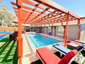 Luxury Retreat | Pool, Pickleball & Screen Porch - Image 3
