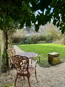 The Stables - cottage in the heart of BoA, private garden - Image 5