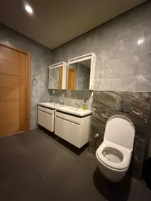 Ocean Breeze Apartment - Image 3