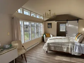 Cozy Cabin 3.0 Mins from Michigan Harbor Country - Image 3