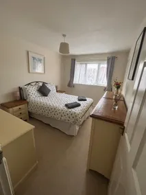 Cosy 2bed house in Oxford, sleeps 4 and a baby - Image 4