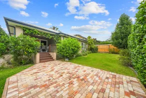 Modern Single-Level Home in Peaceful North Epping - Image 3