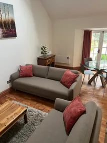 Charming self-contained annexe - Image 2
