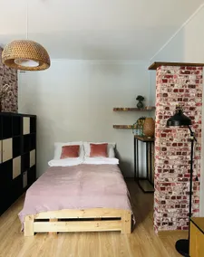 Mini Studio - Image 3