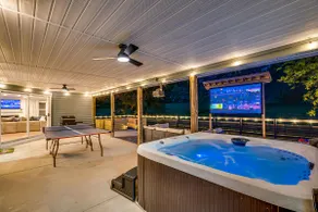 SNP Family Gem: Hot Tub, Movies & Games, Firepit - Image 3
