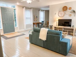 Cozy Coastal Hideaway in Chester Basin - Image 2