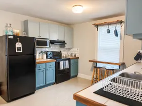 Cozy Coastal Hideaway in Chester Basin - Image 3