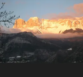 Stone cottage, recently renovated, in Vercors - Image 2