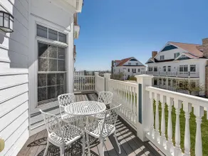A Glorious Getaway Sheboygan Blue Harbor Condo - Image 2