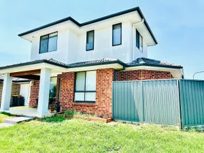 Modern 4BR 3 Bath Home in Grantham Farm - Image 1